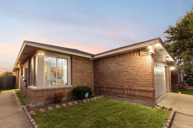 Charming Home in Presidential Meadows