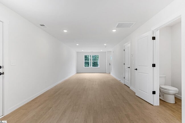 Photo - 239 Vanderbilt Rd