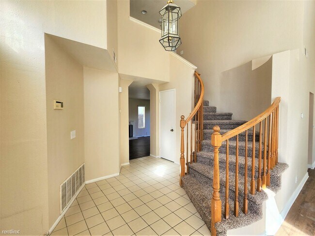 Photo - 4 br, 2.5 bath House - 13090 Red Corral Dr