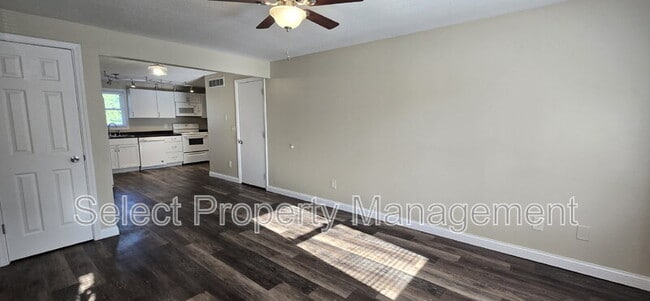 Photo - 2801 Sandarac Ln