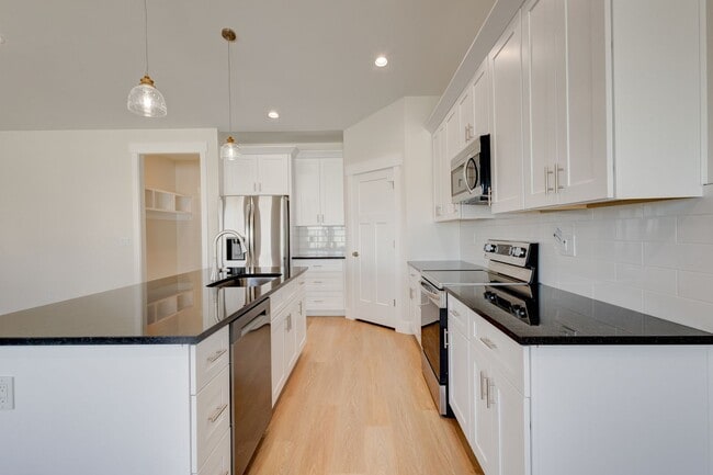 Photo - 228 Dakota Ave