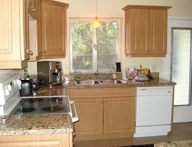 Photo - 509 Gerona Ave