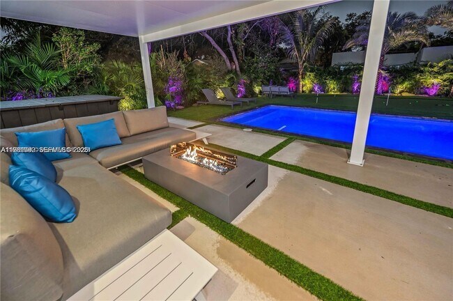 Photo - 155 NW 51st St