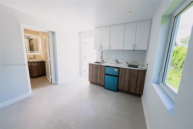Photo - 1221 NW 75th St Unidad A