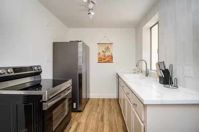 Photo - 63365 Cobalt Rd