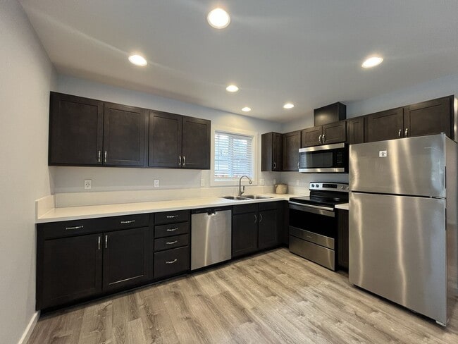 Photo - Modern Kerns 2BD ADU - Walk to Portland's Best Dining, Coffee and Nightlife