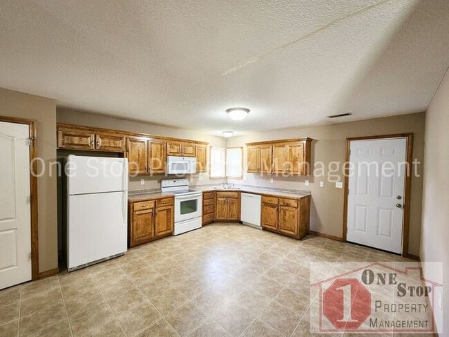 Photo - 3-Bedroom, 2.5-Bathroom home in Independence