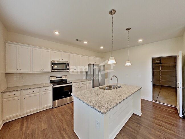Photo - 1110 Merlot Ct