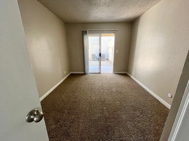 Granada Apartments