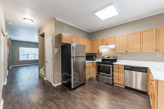 Photo - 1285 E Woodlawn Rd