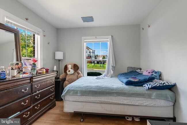 Photo - 8265 Glade Bank Dr