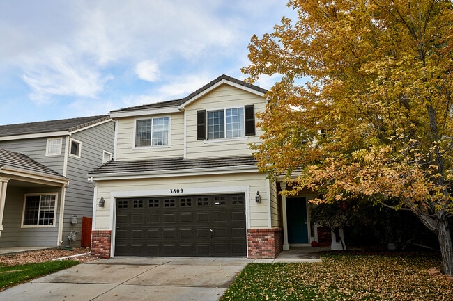 Building Photo - 3809 Rannoch St