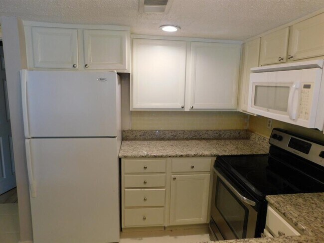 Photo - 805 Paisley Dr Unit 11
