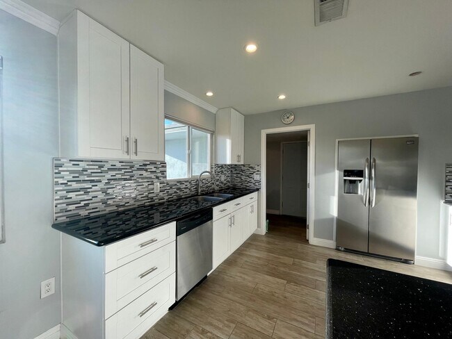 Photo - COMING SOON!! 2 Bedroom 2 Bathroom Home in Palm Desert Country Club!!