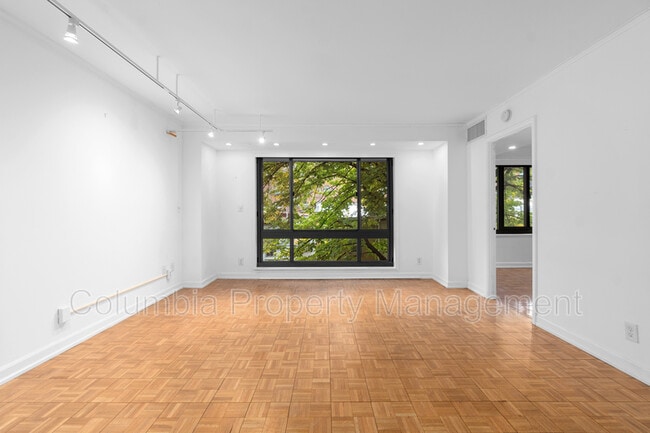 Photo - 1077 30th St NW Unit 304