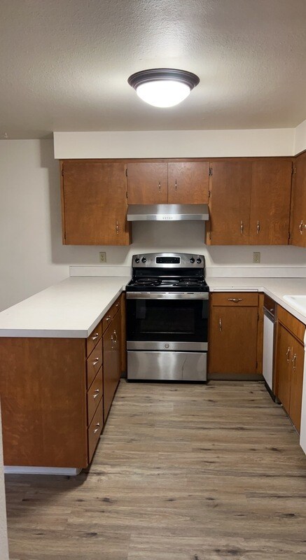 Photo - 404 La Villa Dr