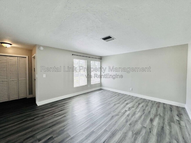 Photo - 4107 SE 18th Pl