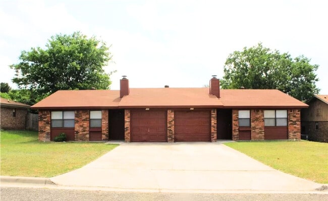 Building Photo - 107 Jason Dr