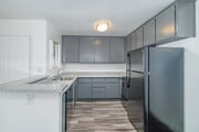 2BR, 1BA - 795SF - Kitchen