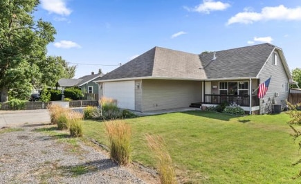 Photo - 3305 N Fowler Rd
