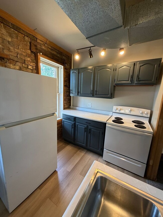 Photo - 1102 W 3rd St Unit 1102 W 3rd St - #1