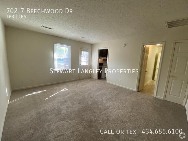 Building Photo - 702 Beechwood Dr Rental