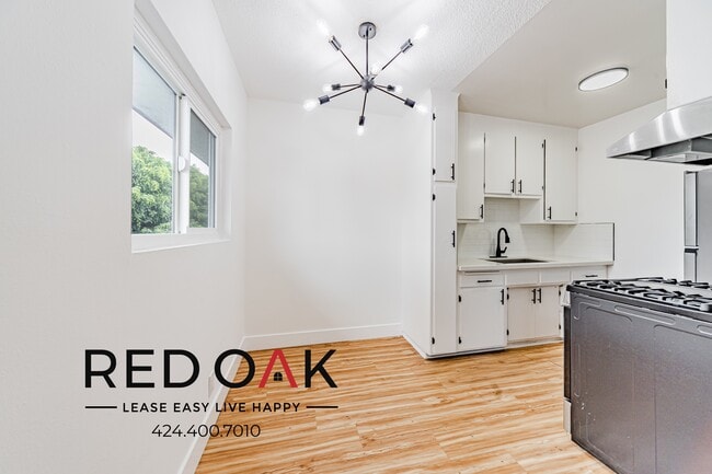 Photo - 252 W Elm Ave Unit L