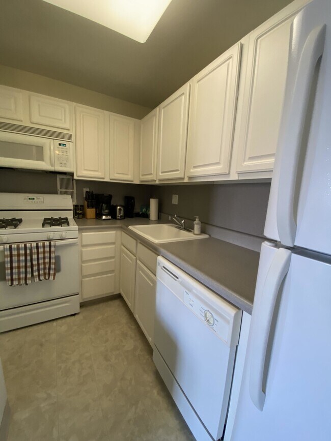 Photo - 115 Freeman St Unit #185 - 842