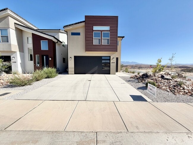 2375 E Luciano Ln