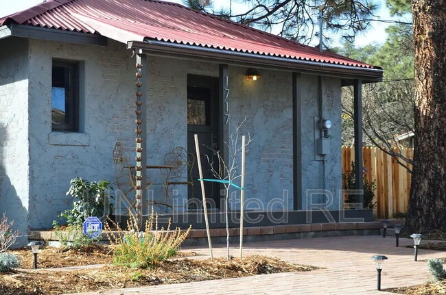 Photo - 1717 Cottonwood Ave