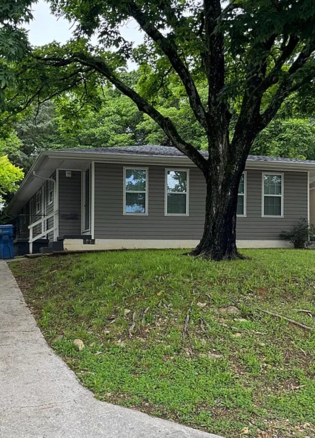 Building Photo - 308 Nelson Rd Unit 1 Rental