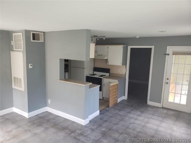 8761 NW 39th St Unit 8761