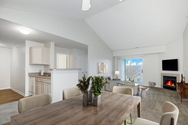 Building Photo - The Overlook