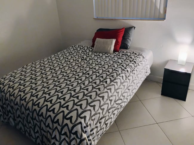 Photo - 13139 SW 4th St