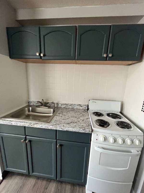 Photo - 30 Gillett St Unit 4C