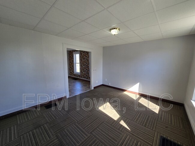 Photo - 1017 19th St SE