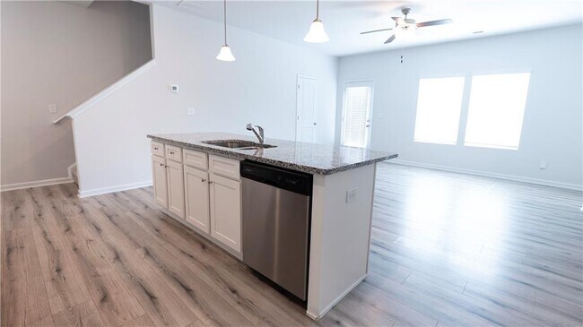 Photo - 3675 Abbey Wy