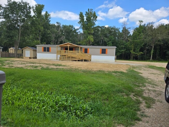Building Photo - 35288 Curtis Dr Rental