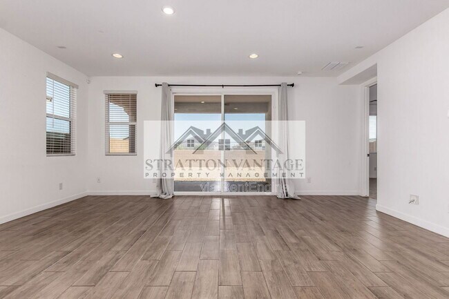 Photo - 36595 W Mediterranean Way