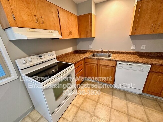 Photo - 121 SE 30th Pl