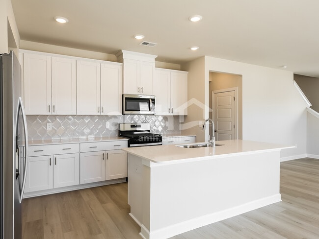 Photo - 782 Treeline Rd