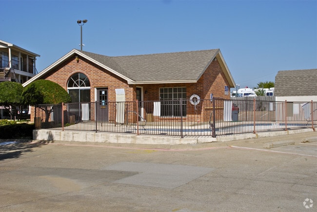 Building Photo - CALLOWAY PLACE Rental