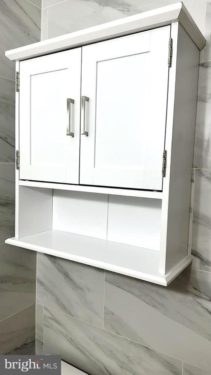 Photo - 24 W Hancock St