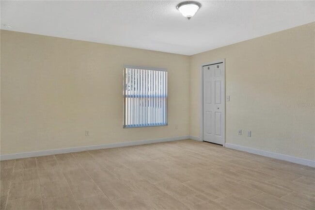 Photo - 206 North Blvd W