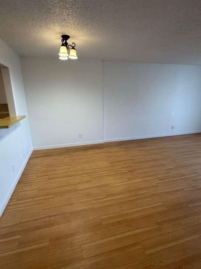 Photo - 408 NW 68th Ave