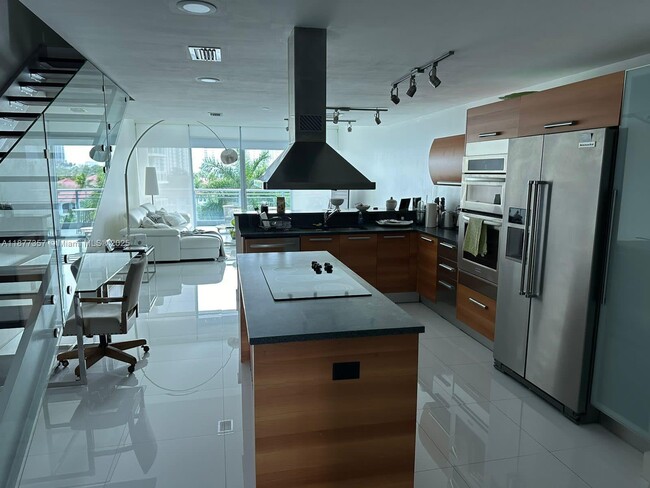 Photo - 2950 NE 188th St Unit 448