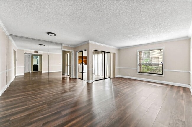 Photo - 3757 Cocoplum Cir