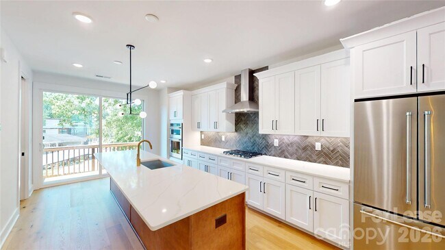 Photo - 156 Mattoon St