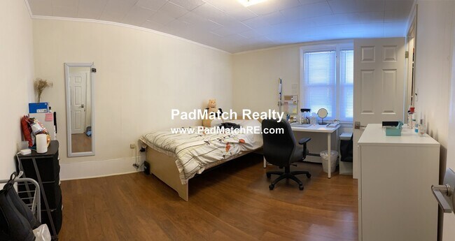 Photo - 49 Boylston St
