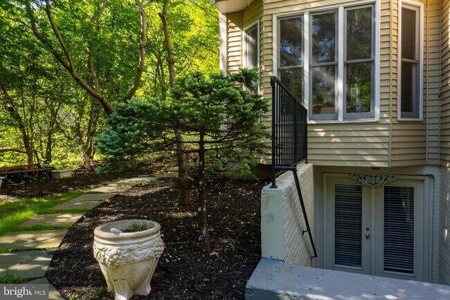 Photo - 4705 Rippling Pond Dr